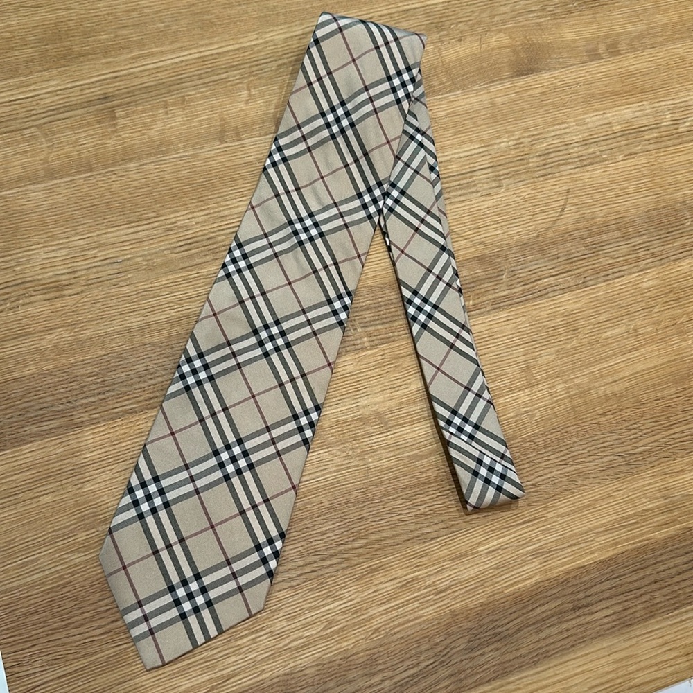 Burberry classic check silk tie